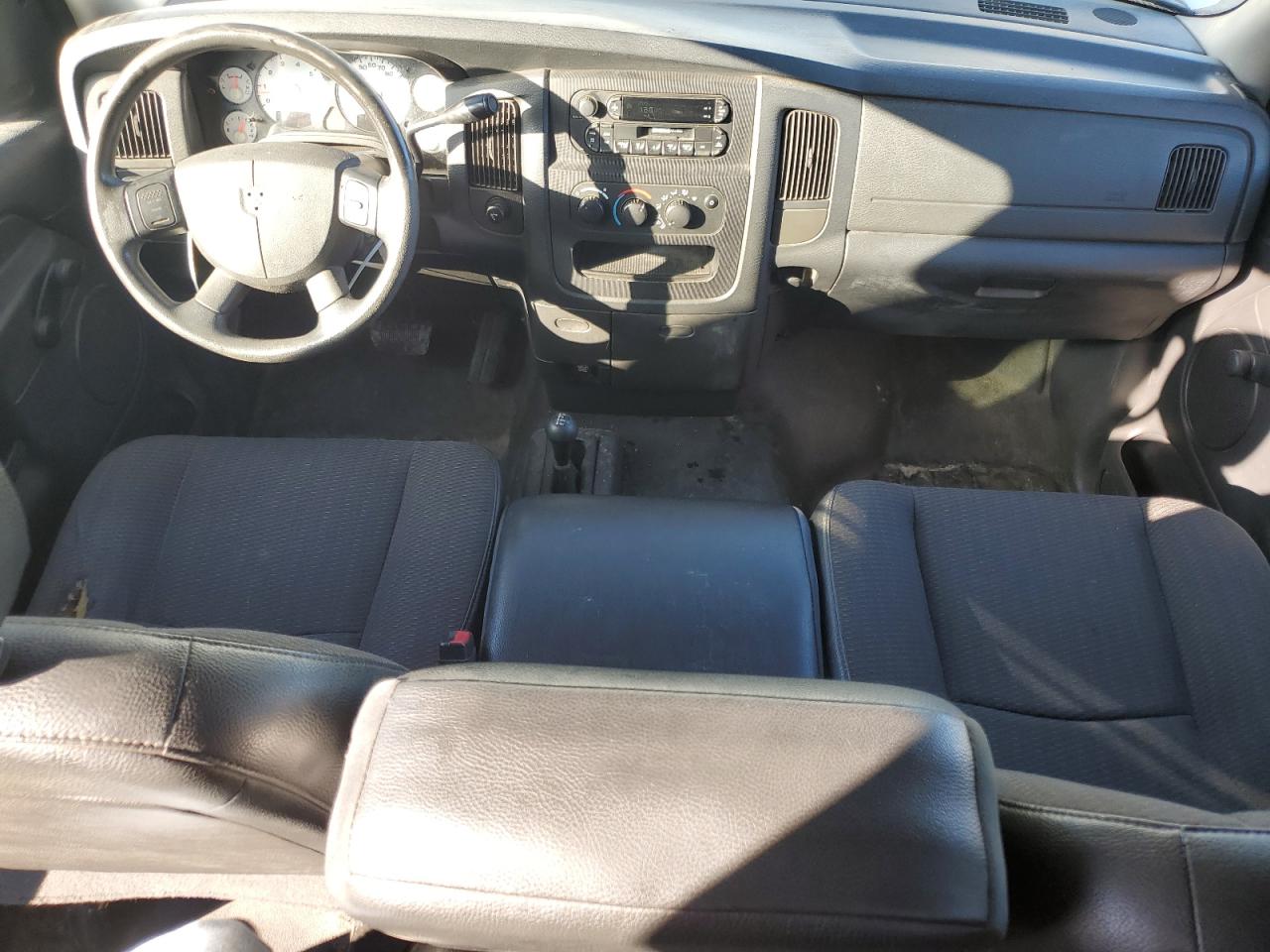 2005 Dodge Ram 1500 St VIN: 1D7HU18N05J594142 Lot: 82609445