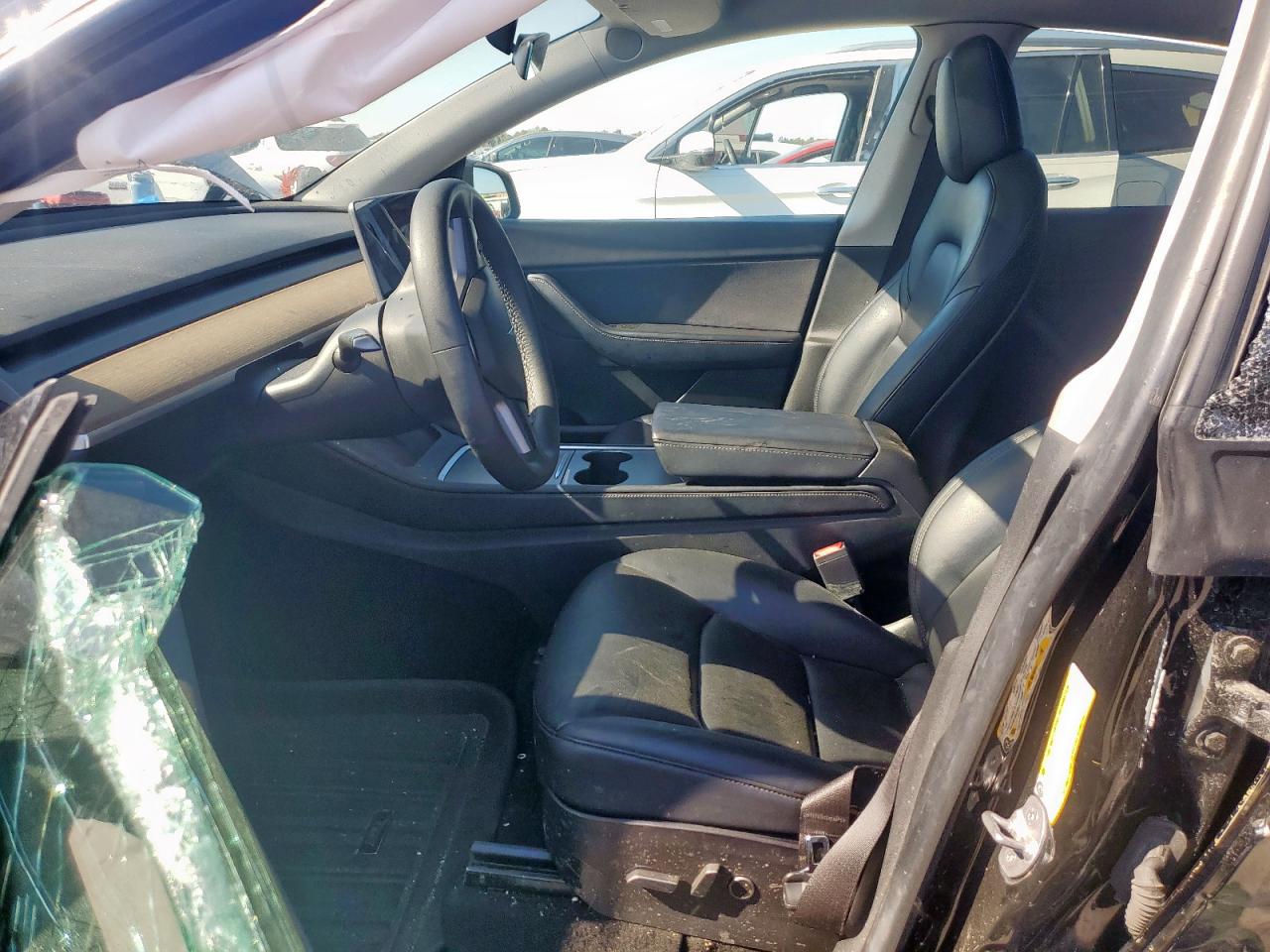 2021 Tesla Model Y VIN: 5YJYGDEE4MF285013 Lot: 85580275