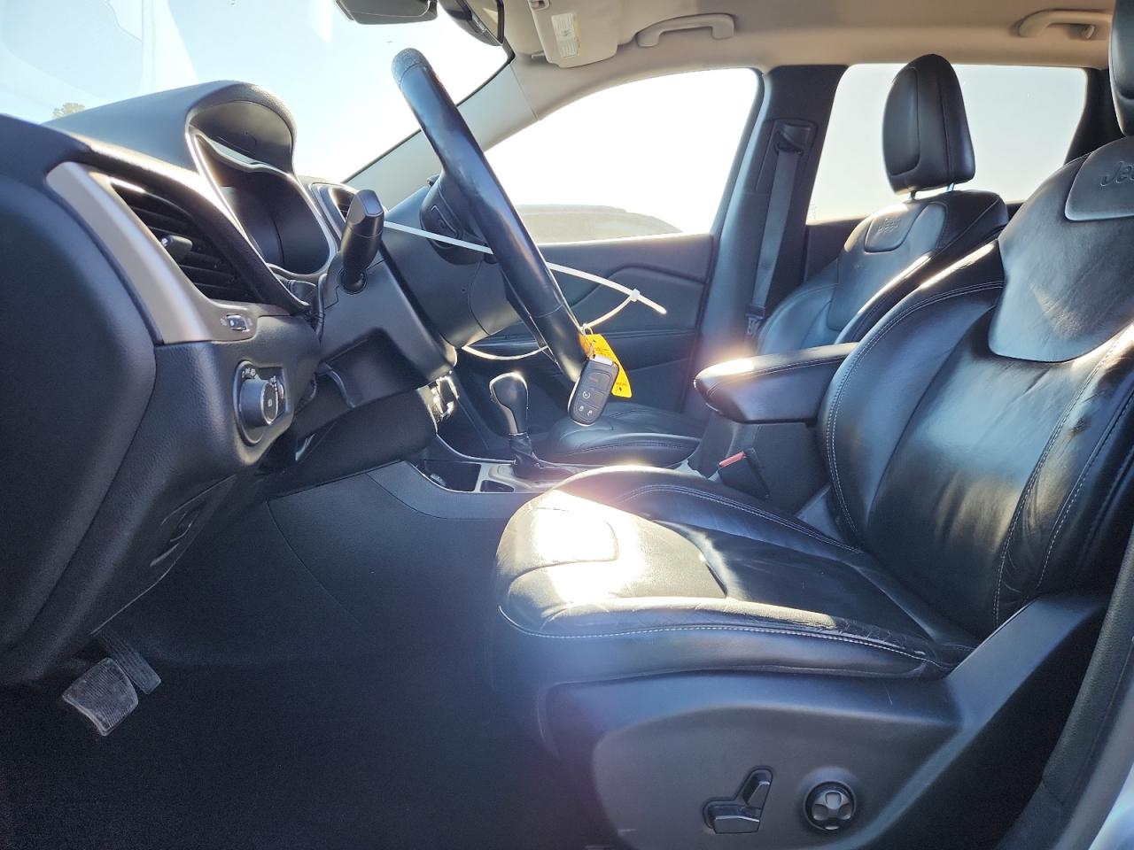 2014 Jeep Cherokee Limited VIN: 1C4PJLDS7EW158560 Lot: 82714295