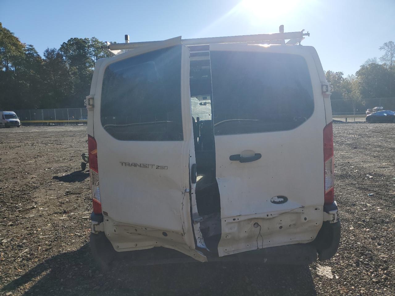 2015 Ford Transit T-250 VIN: 1FTNR1ZM2FKB20094 Lot: 86988635