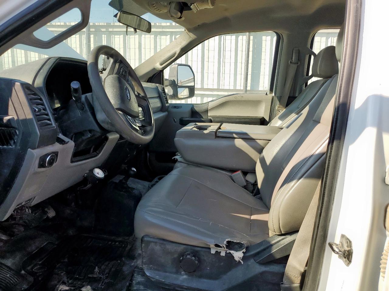 2019 Ford F350 Super Duty VIN: 1FD8W3HT8KEF23477 Lot: 84431525