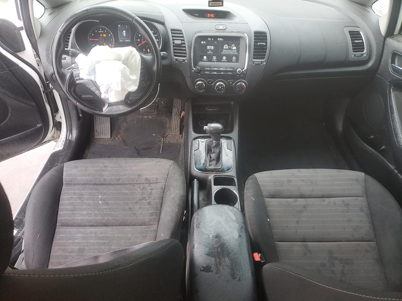 2018 Kia Forte Lx VIN: 3KPFL4A74JE189278 Lot: 85113415