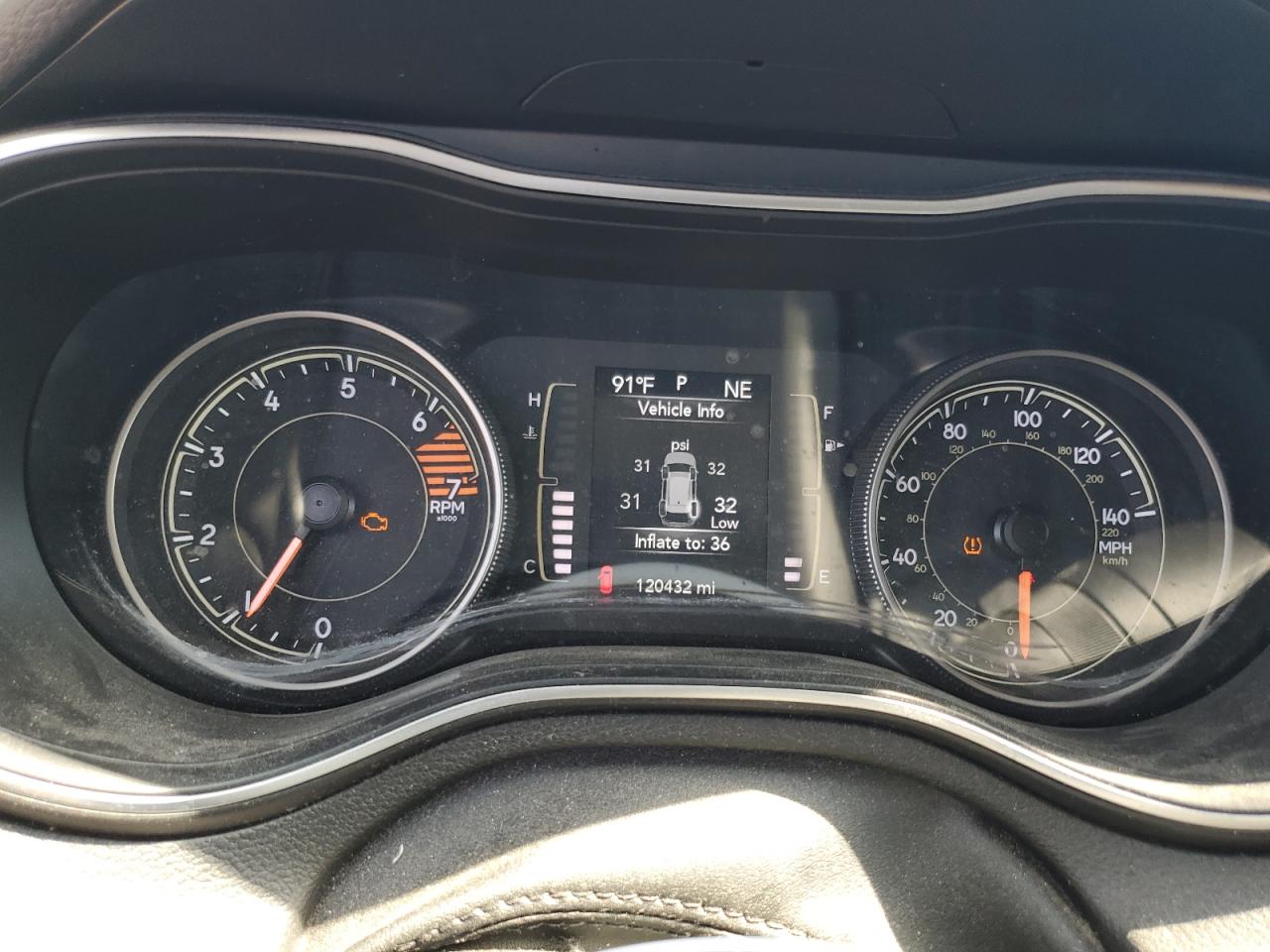 2019 Jeep Cherokee Latitude Plus VIN: 1C4PJLLB0KD132682 Lot: 82230285