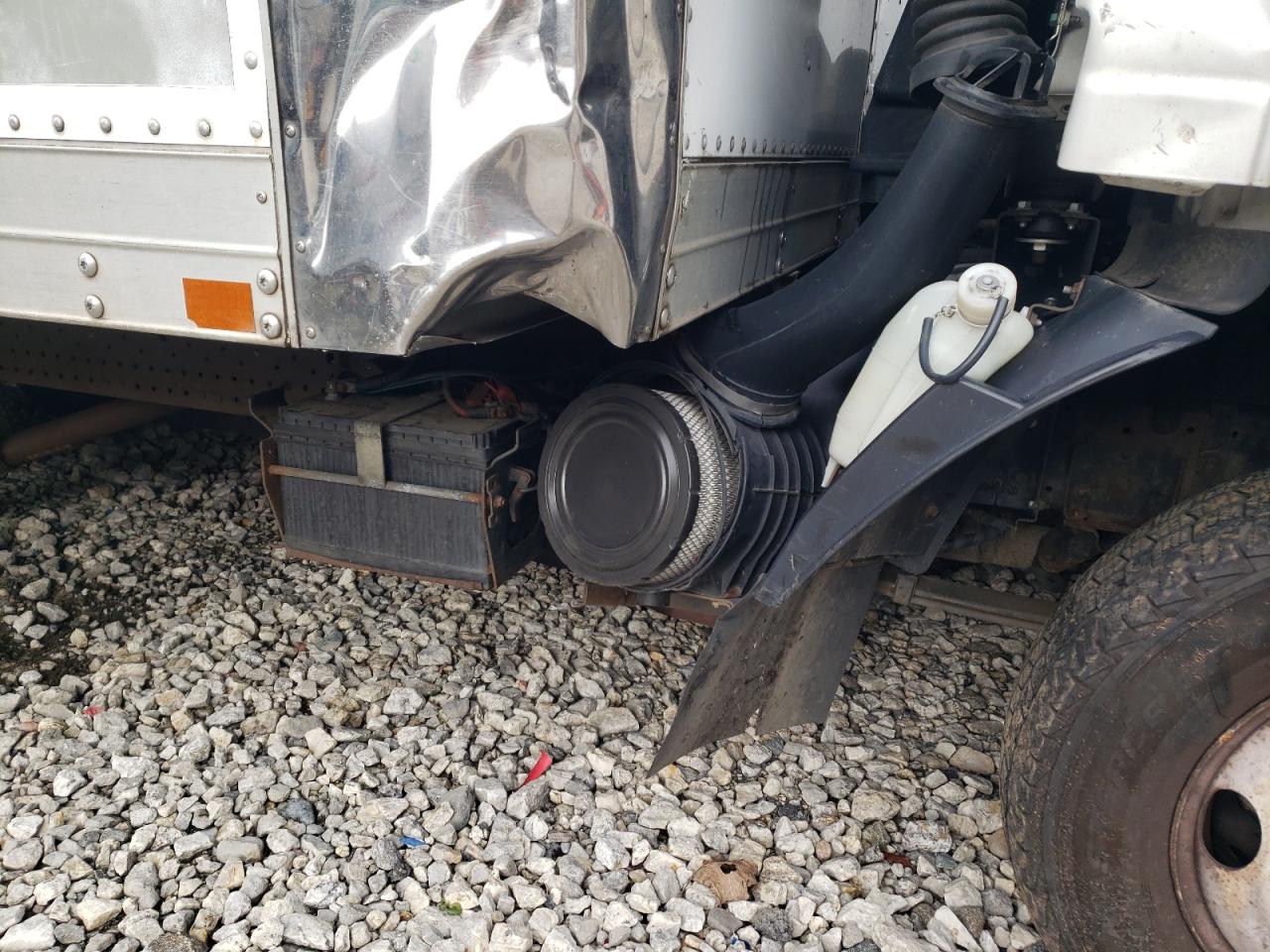 2009 Isuzu Npr Box Truck VIN: 4KLB4W1N39J801961 Lot: 86231835