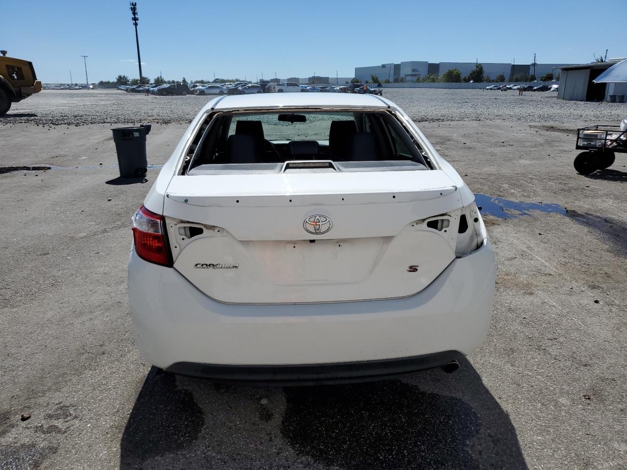 2016 Toyota Corolla L VIN: 5YFBURHEXGP485183 Lot: 86126645