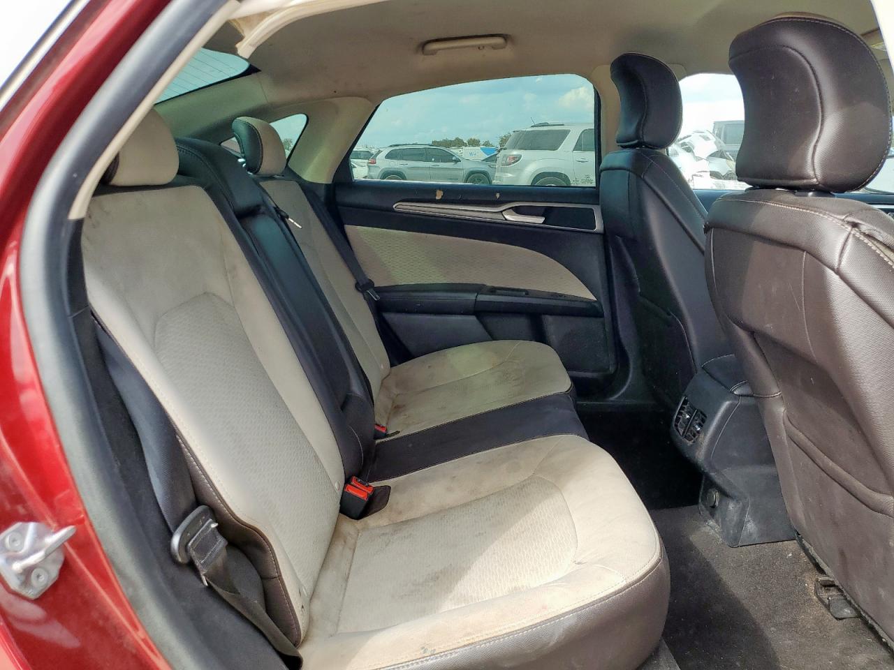 2019 Ford Fusion Se VIN: 3FA6P0HDXKR275591 Lot: 85935435