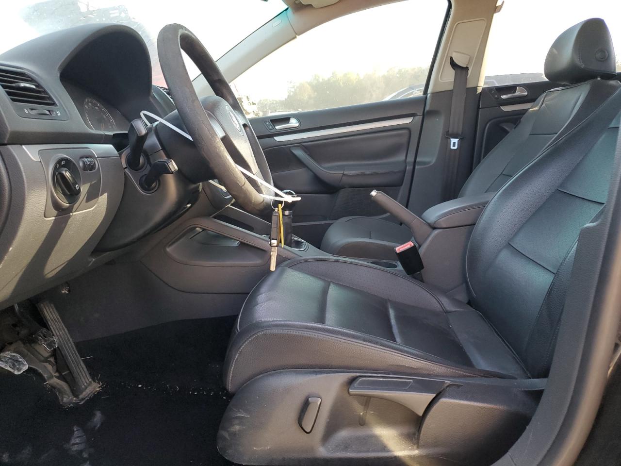 2007 Volkswagen Jetta 2.5 Option Package 1 VIN: 3VWRF71KX7M030917 Lot: 84721425