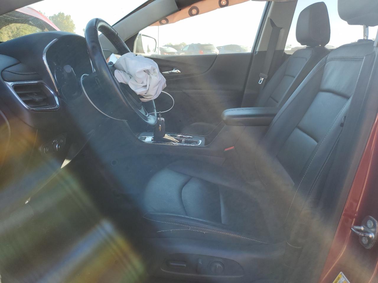 2018 Chevrolet Equinox Premier VIN: 2GNAXWEX5J6189432 Lot: 82363975