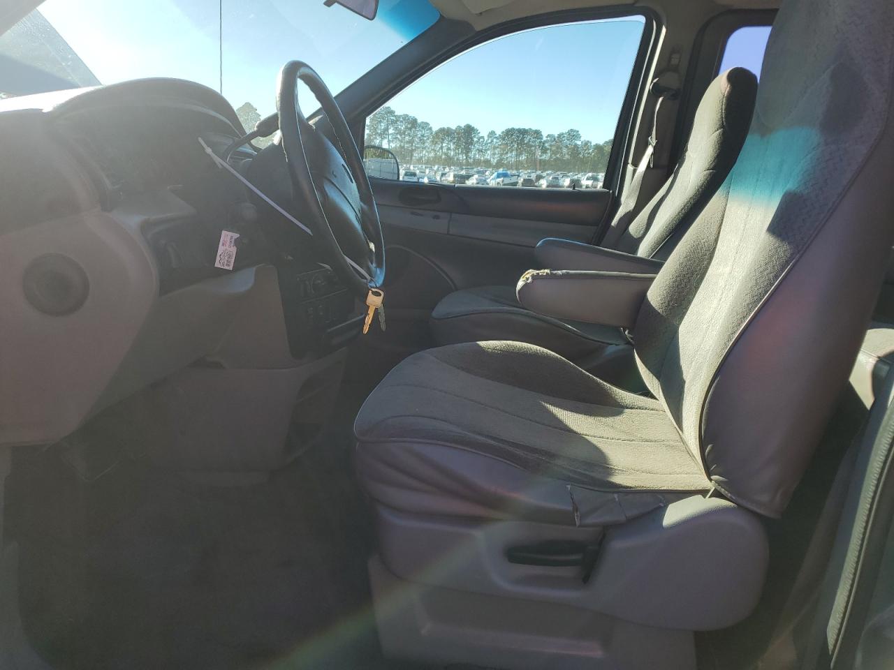 1998 Ford Windstar Wagon VIN: 2FMZA51U8WBE22653 Lot: 80886075