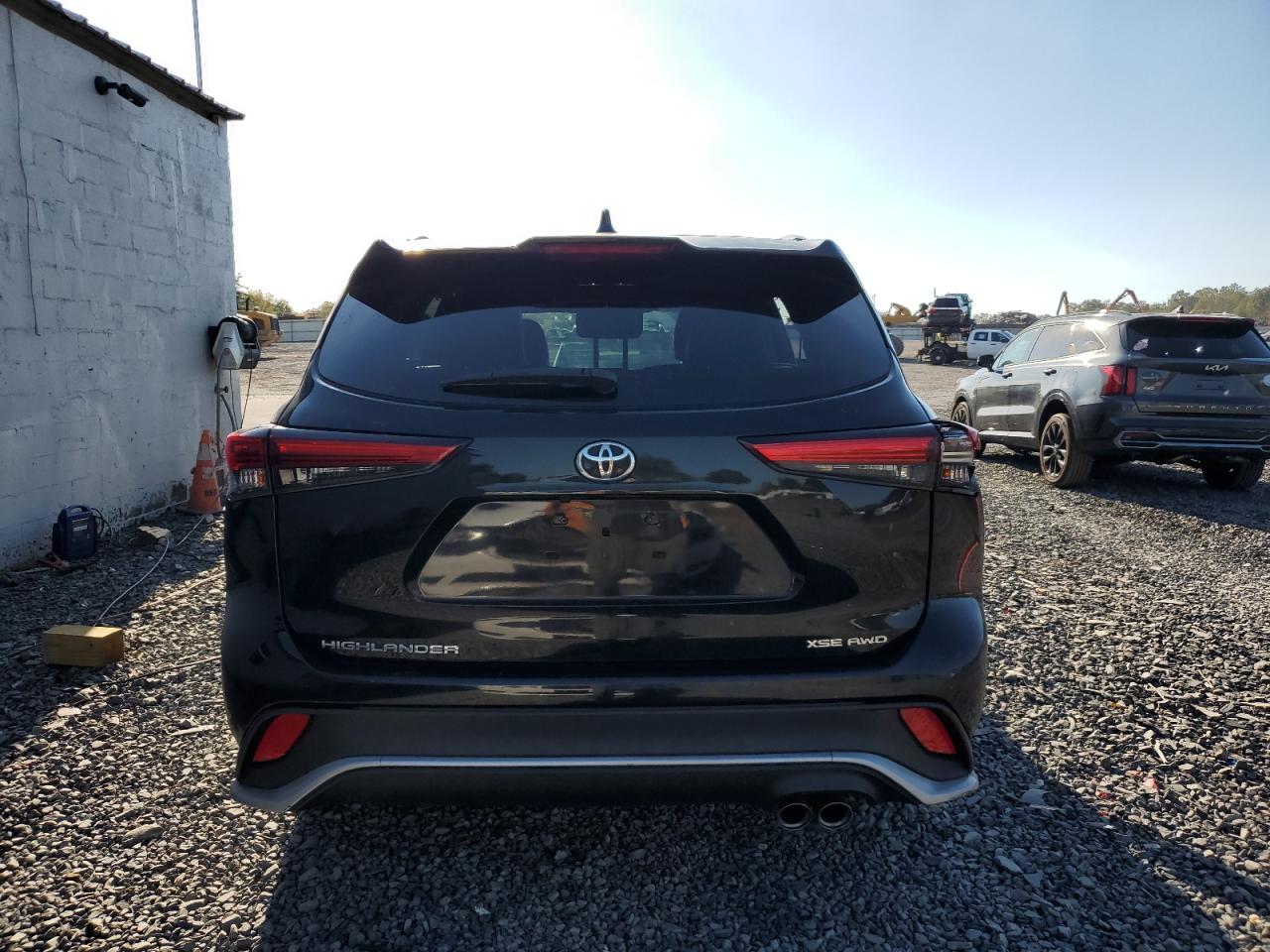 2023 Toyota Highlander L VIN: 5TDKDRBH9PS512559 Lot: 85358815