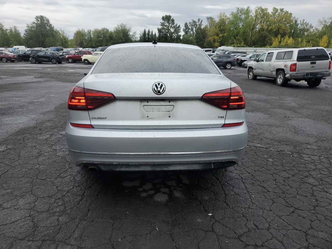 2018 Volkswagen Passat S VIN: 1VWAA7A30JC004209 Lot: 84807265