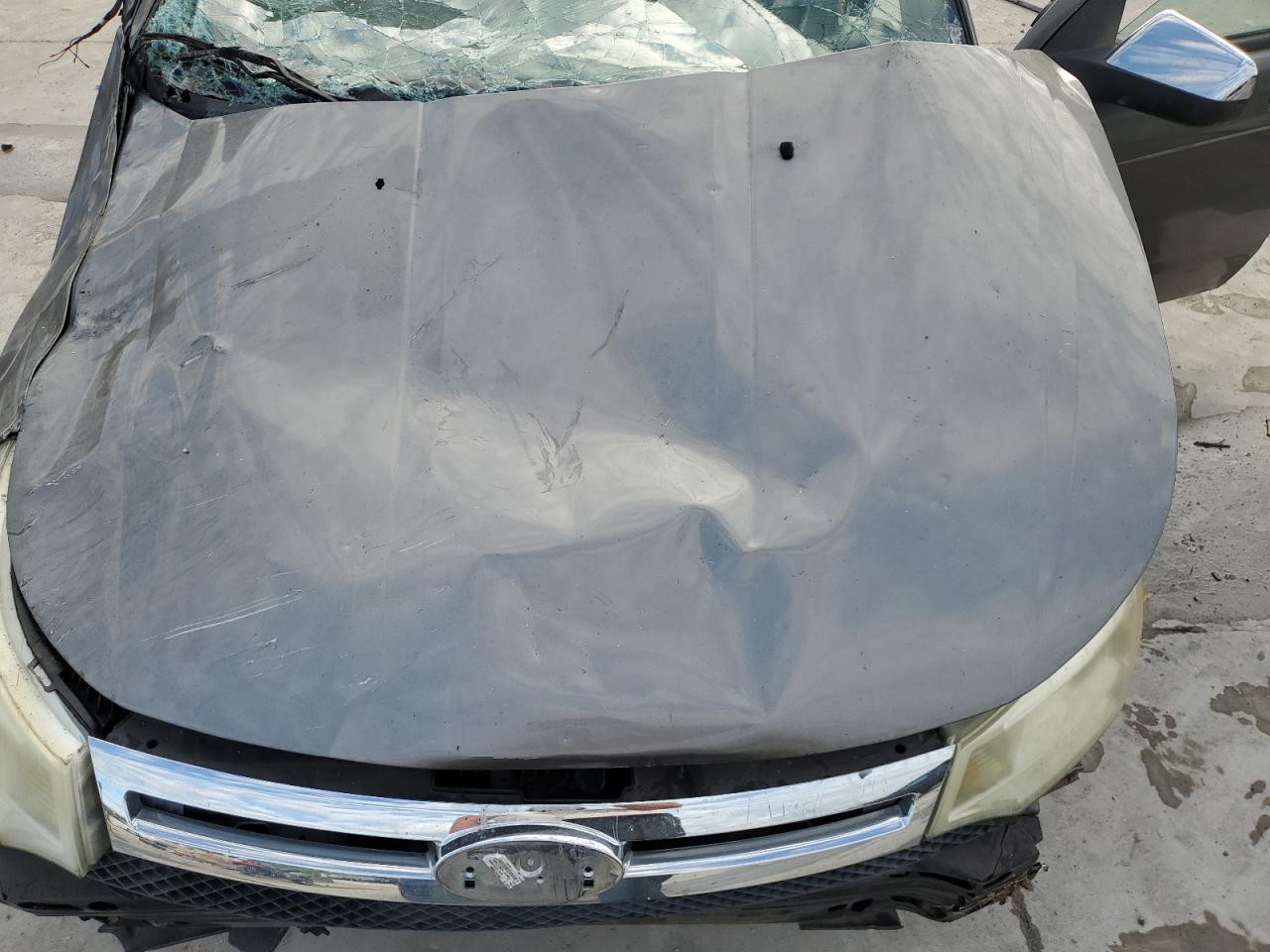 2010 Ford Focus Sel VIN: 1FAHP3HN0AW258927 Lot: 86155075