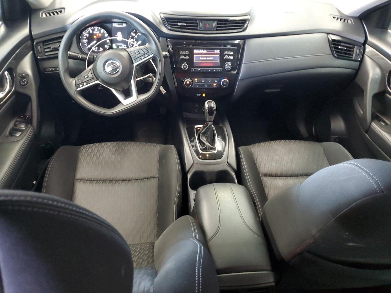 2017 Nissan Rogue S VIN: KNMAT2MT8HP543157 Lot: 82236055