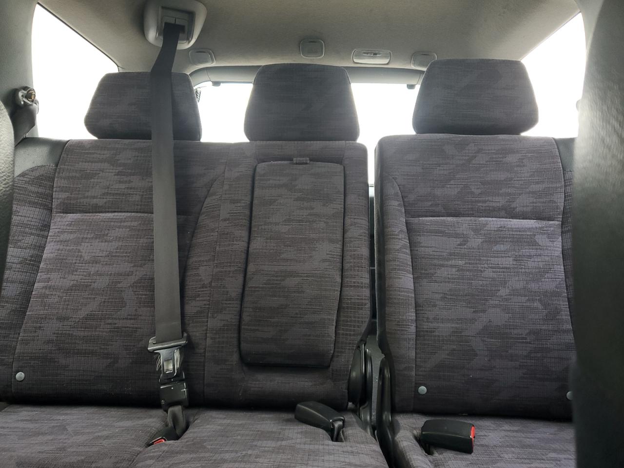 2002 Honda Cr-V Lx VIN: JHLRD68462C012082 Lot: 82192335