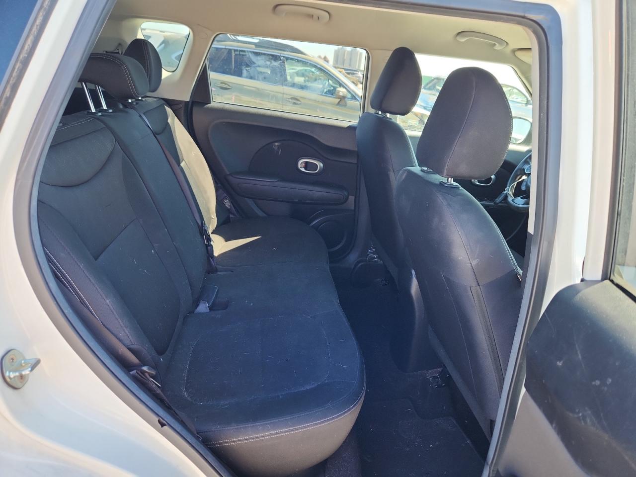 2016 Kia Soul VIN: KNDJN2A23G7377117 Lot: 82444725
