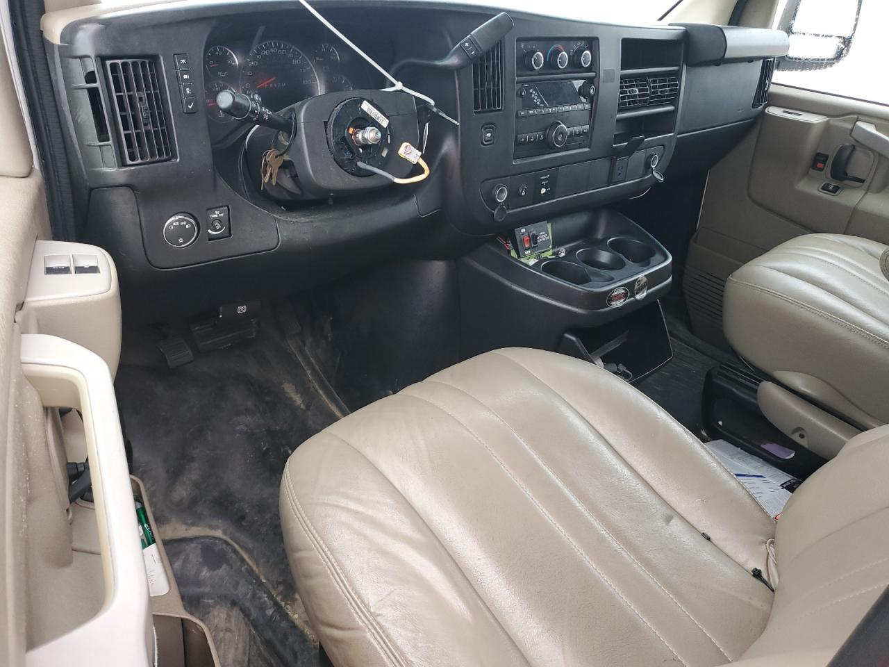 2017 Chevrolet Express G2500 VIN: 1GCWGAFF4H1137102 Lot: 86283605