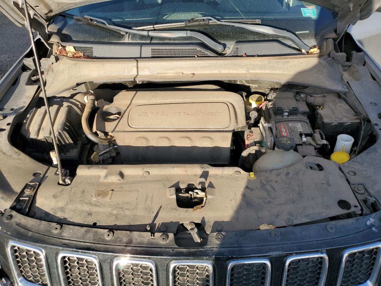 2018 Jeep Compass Latitude VIN: 3C4NJDBB0JT178360 Lot: 86468695