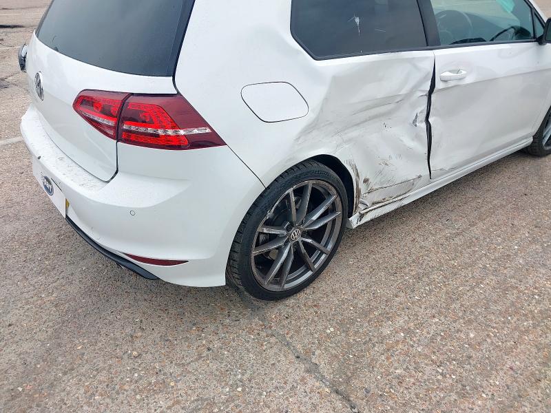 2017 VOLKSWAGEN GOLF R DSG 