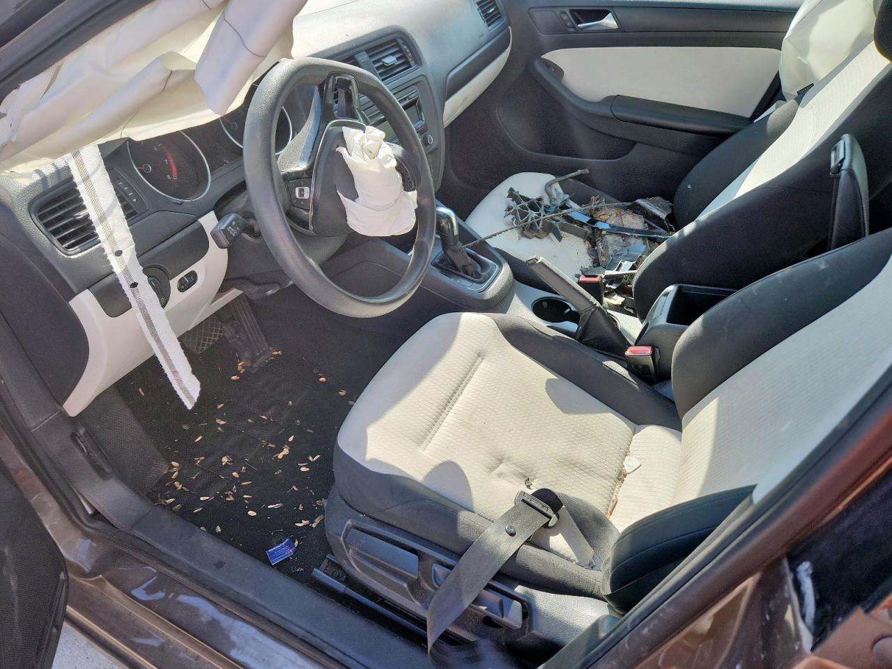 2015 Volkswagen Jetta Base VIN: 3VW2K7AJ2FM287492 Lot: 84654785