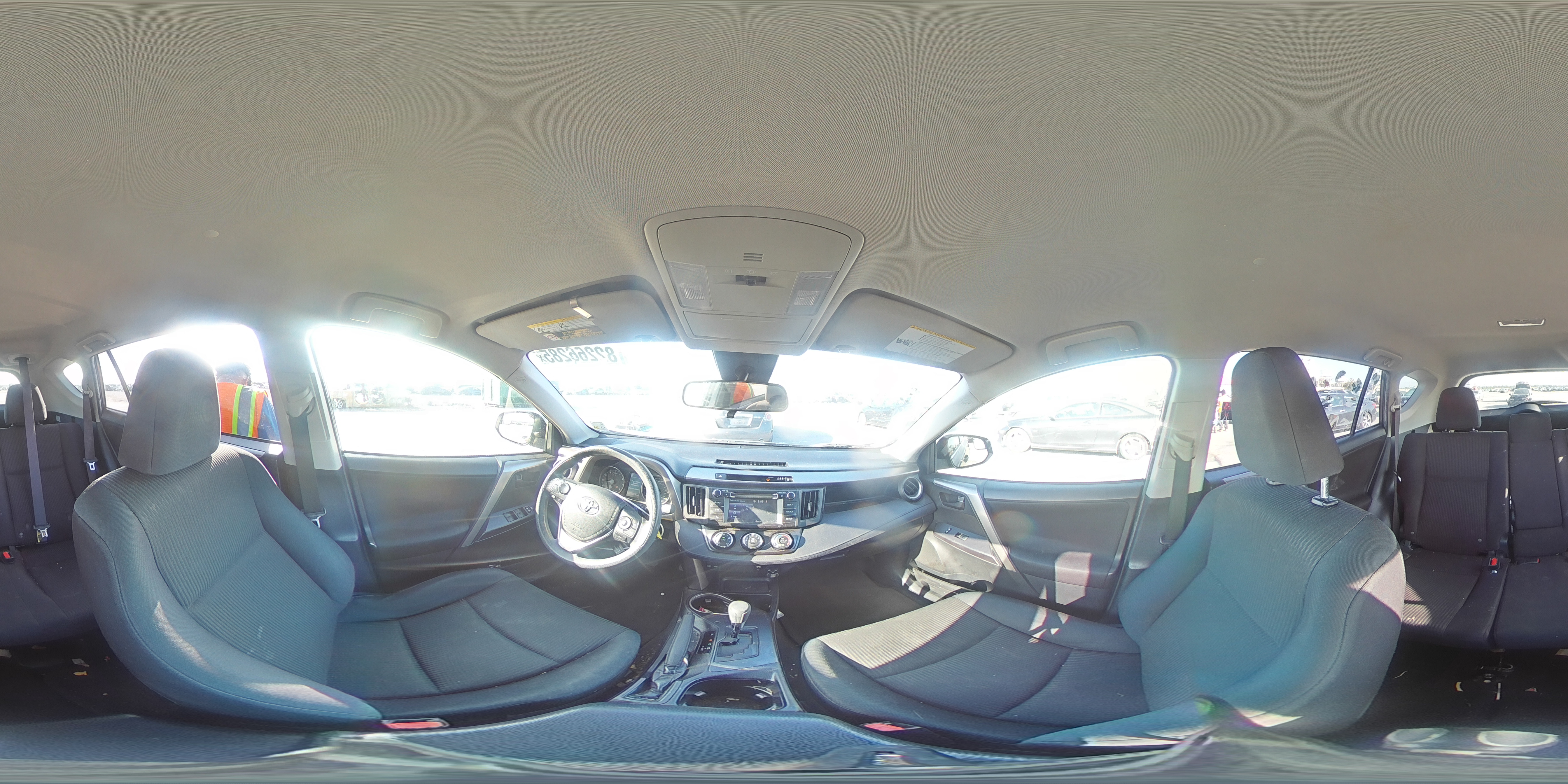 2018 Toyota Rav4 Le VIN: JTMZFREV0JJ158204 Lot: 82266285