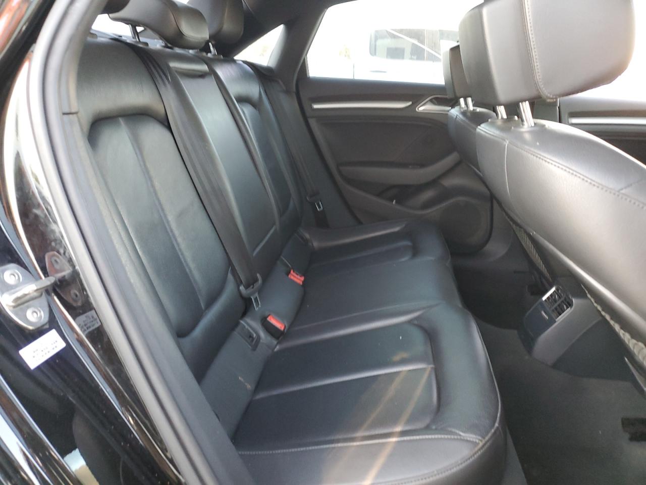 2018 Audi A3 Premium VIN: WAUAUGFF1J1044594 Lot: 84051805