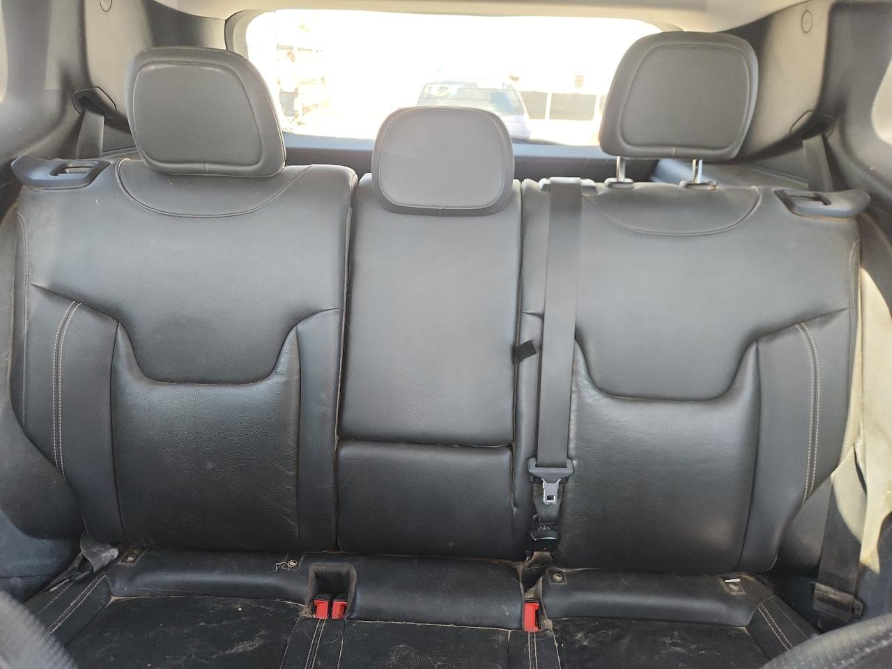 2015 Jeep Renegade Limited VIN: ZACCJBDT0FPB68441 Lot: 84743295