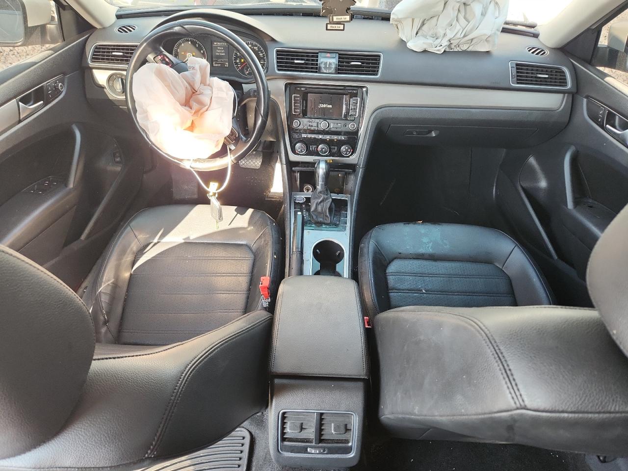 2015 Volkswagen Passat Se VIN: 1VWBT7A36FC099283 Lot: 81553045