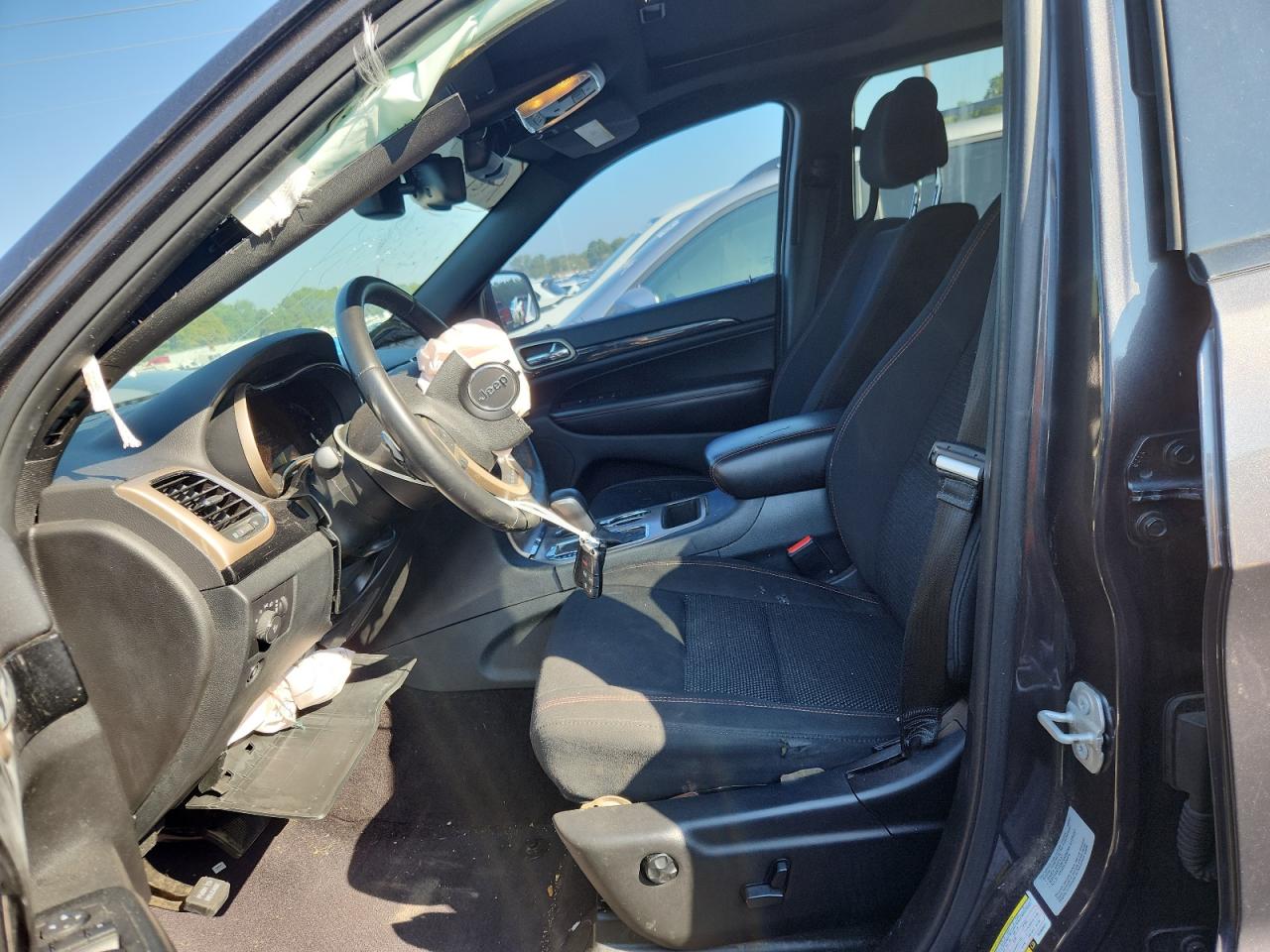 2016 Jeep Grand Cherokee Laredo VIN: 1C4RJEAG8GC506021 Lot: 81058595