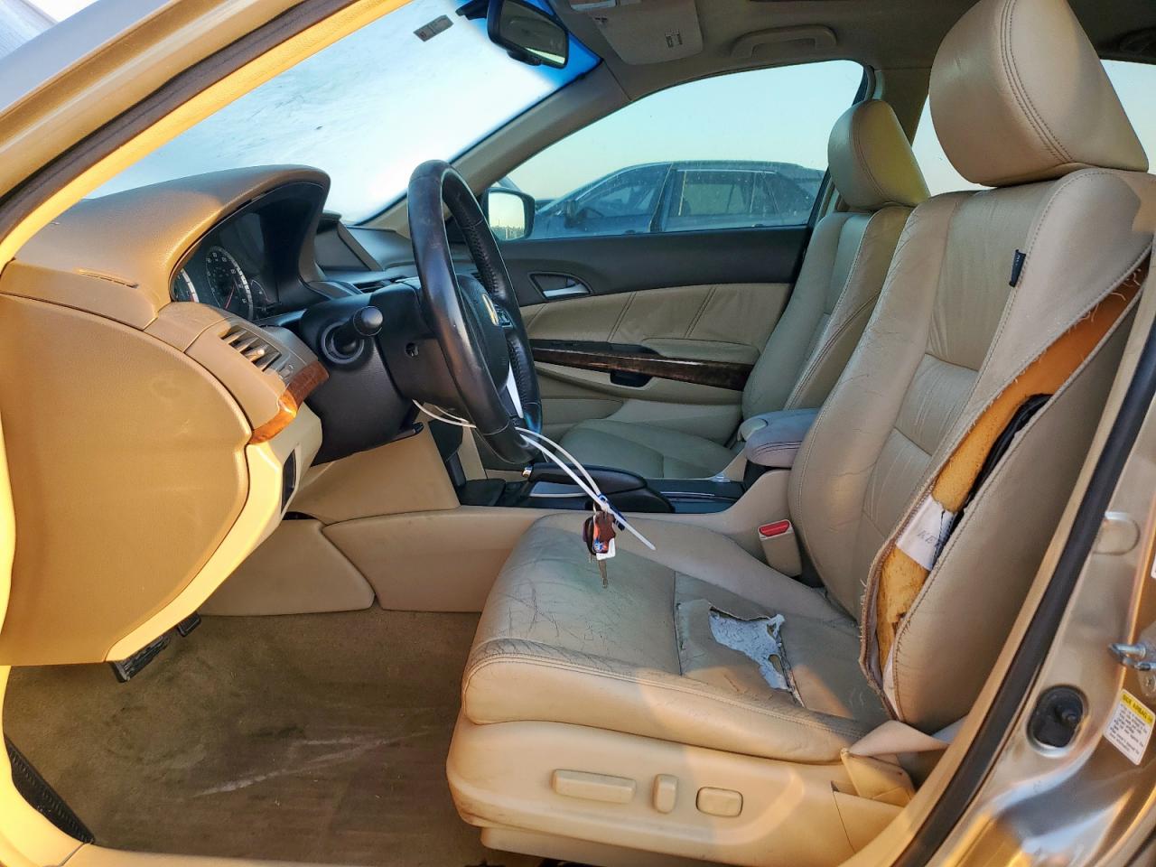 2008 Honda Accord Exl VIN: JHMCP26838C030832 Lot: 86629895