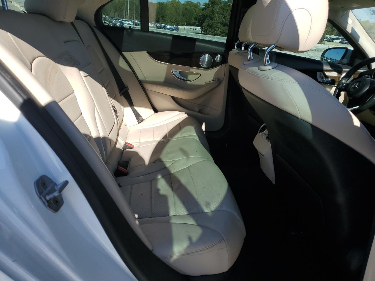 2015 Mercedes-Benz C 300 VIN: 55SWF4JB6FU069171 Lot: 90656115