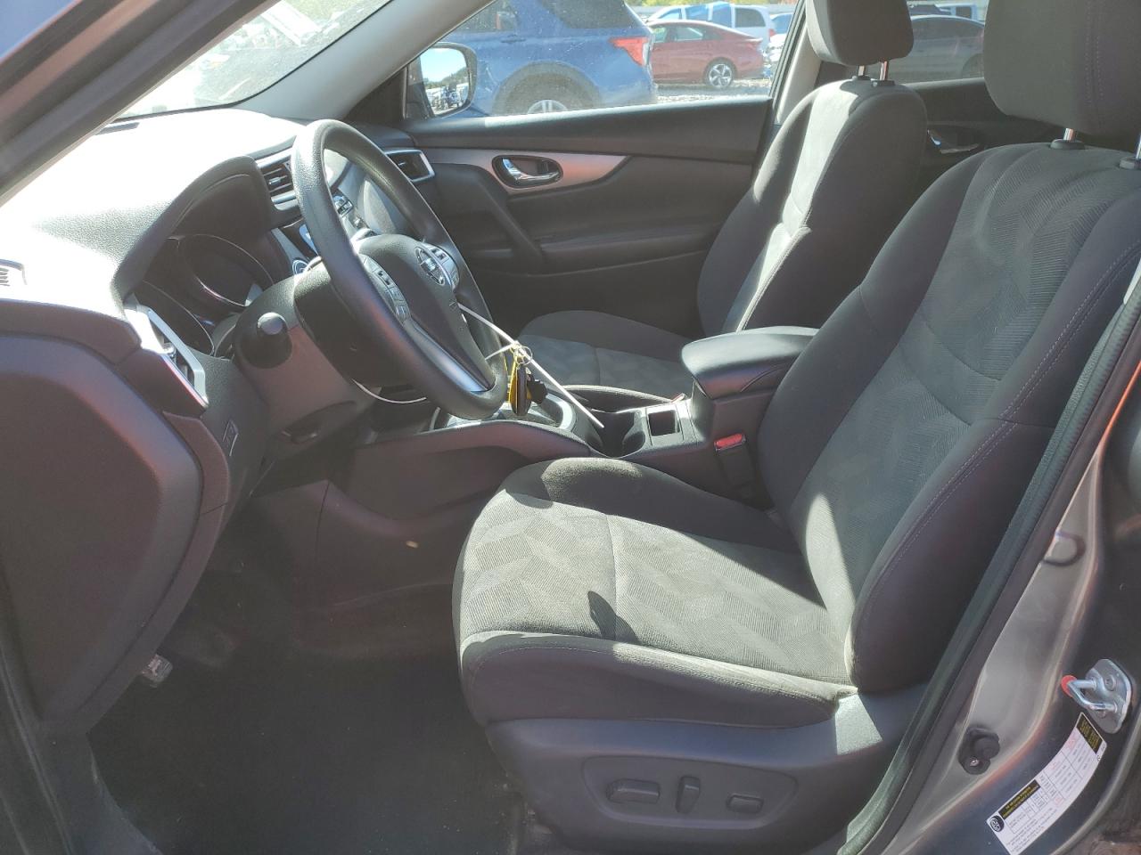 2016 Nissan Rogue S VIN: KNMAT2MV5GP638386 Lot: 84357105