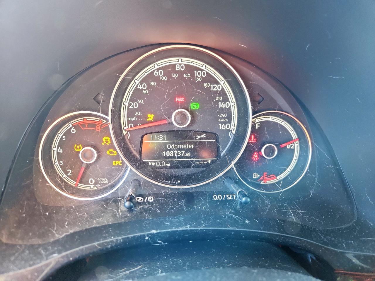 2017 Volkswagen Beetle 1.8T VIN: 3VWF17AT9HM607707 Lot: 90621725