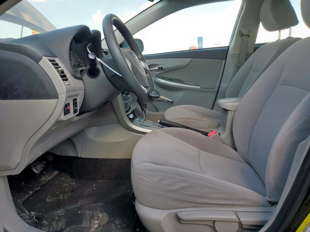 2011 Toyota Corolla Base VIN: JTDBU4EE1B9136693 Lot: 82316215