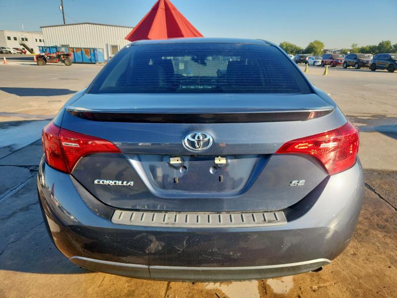 TOYOTA COROLLA 2018 Серый
