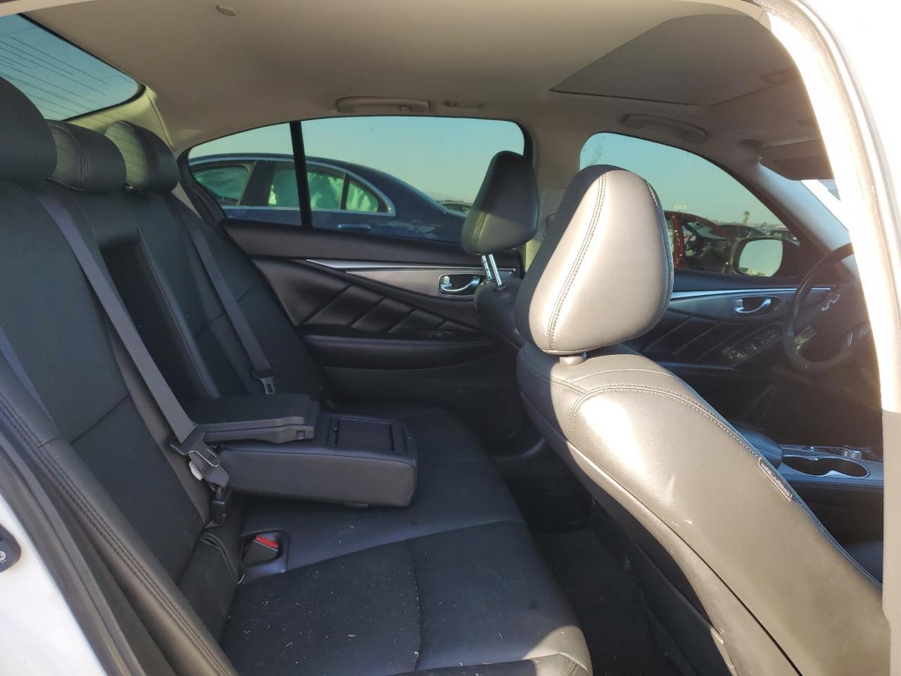 2016 Infiniti Q50 Premium VIN: JN1EV7AP3GM304439 Lot: 85575355
