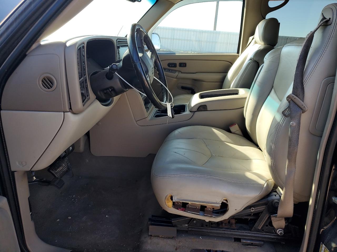 2005 Chevrolet Avalanche K1500 VIN: 3GNEK12Z35G208868 Lot: 84439575