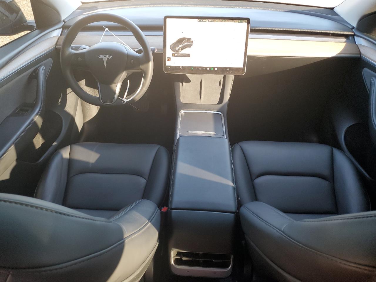 2024 Tesla Model Y VIN: 7SAYGDED5RF008081 Lot: 85262545