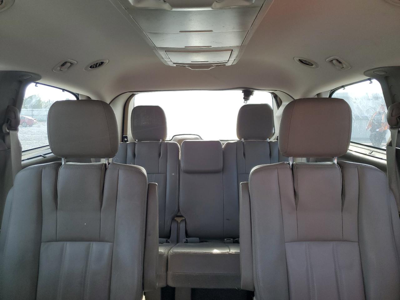 2015 Chrysler Town & Country Touring VIN: 2C4RC1BG2FR596502 Lot: 84761595