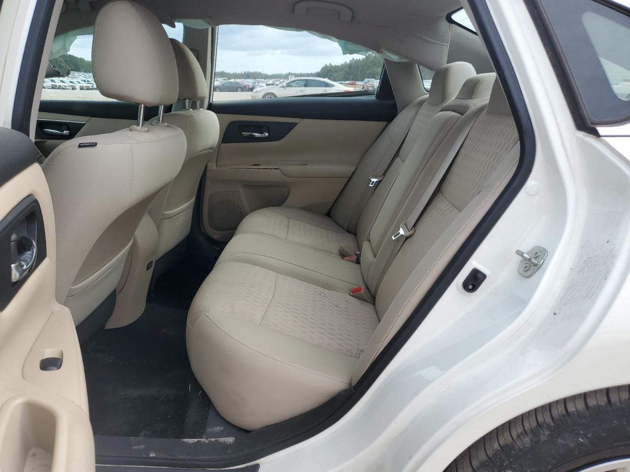 2017 Nissan Altima 2.5 VIN: 1N4AL3AP2HC261199 Lot: 84941095