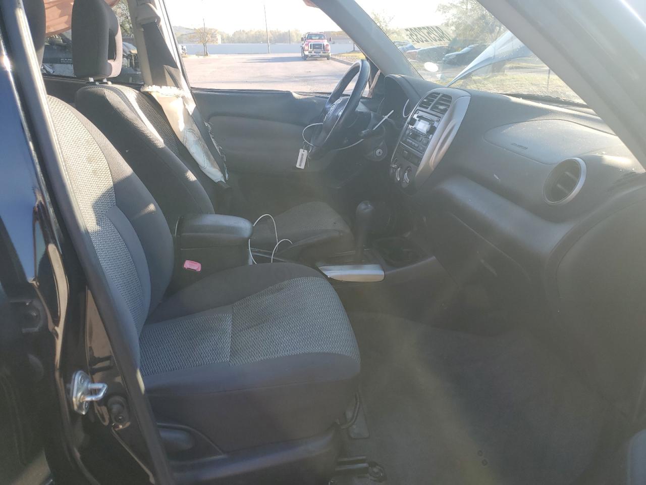 2004 Toyota Rav4 VIN: JTEHD20V646010495 Lot: 84257235