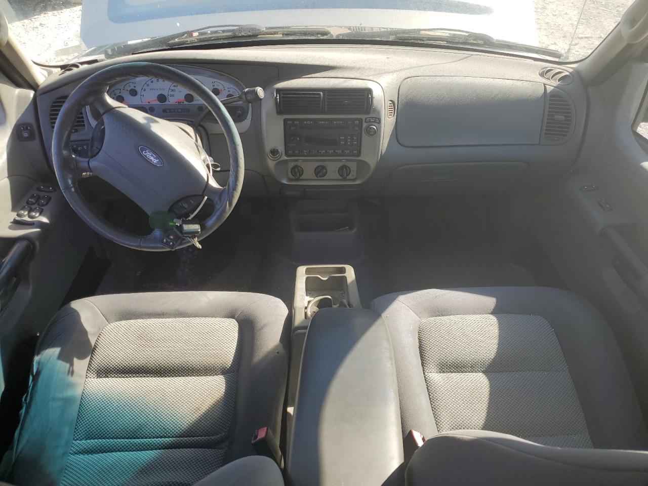 2005 Ford Explorer Sport Trac VIN: 1FMZU67K15UB68988 Lot: 89802355