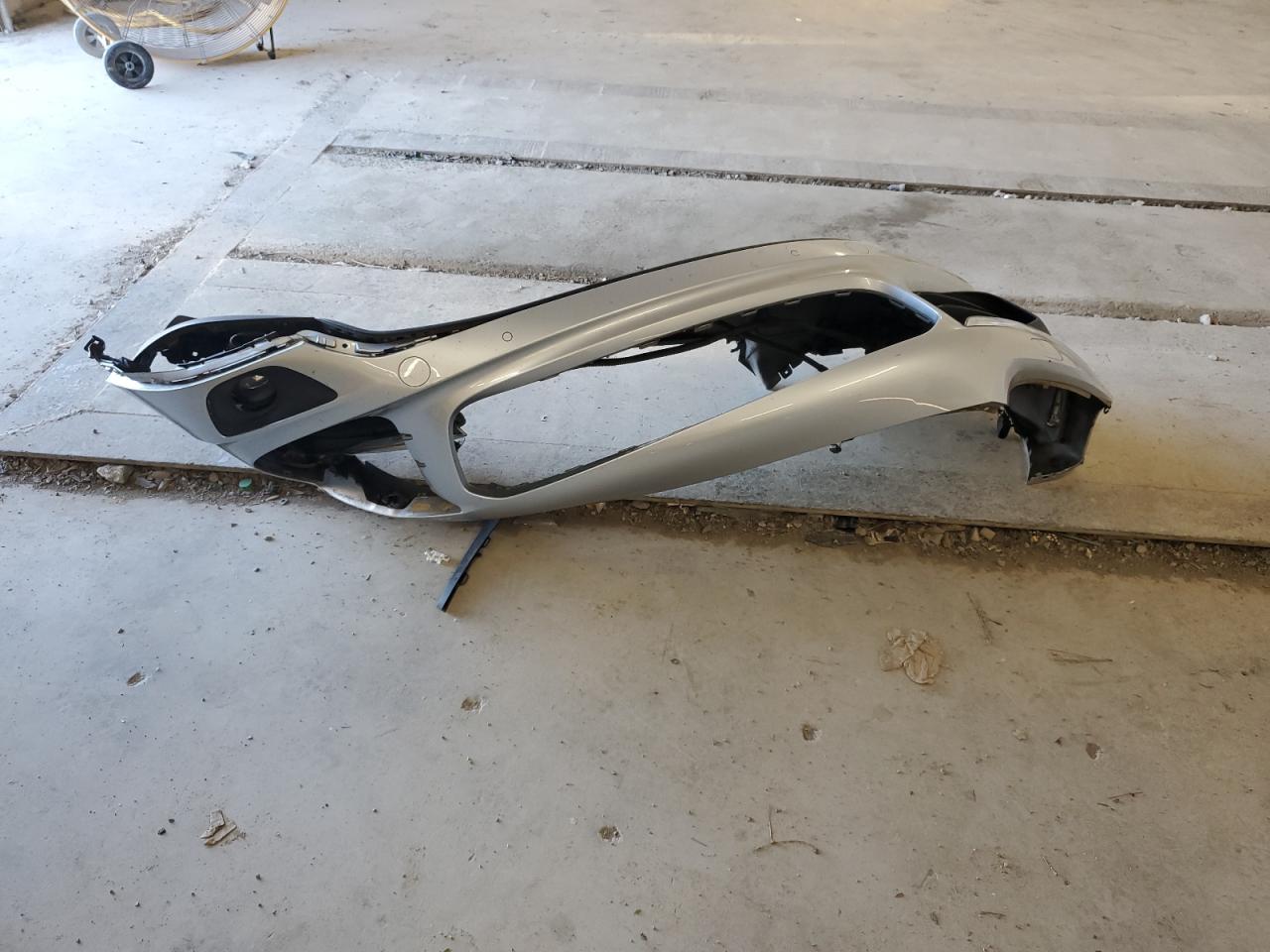 2017 Porsche Cayenne VIN: WP1AA2A27HKA80604 Lot: 85002495