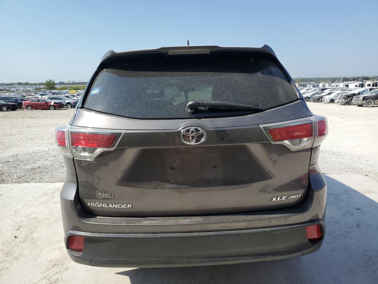 2015 Toyota Highlander Xle VIN: 5TDJKRFH1FS127328 Lot: 81989285