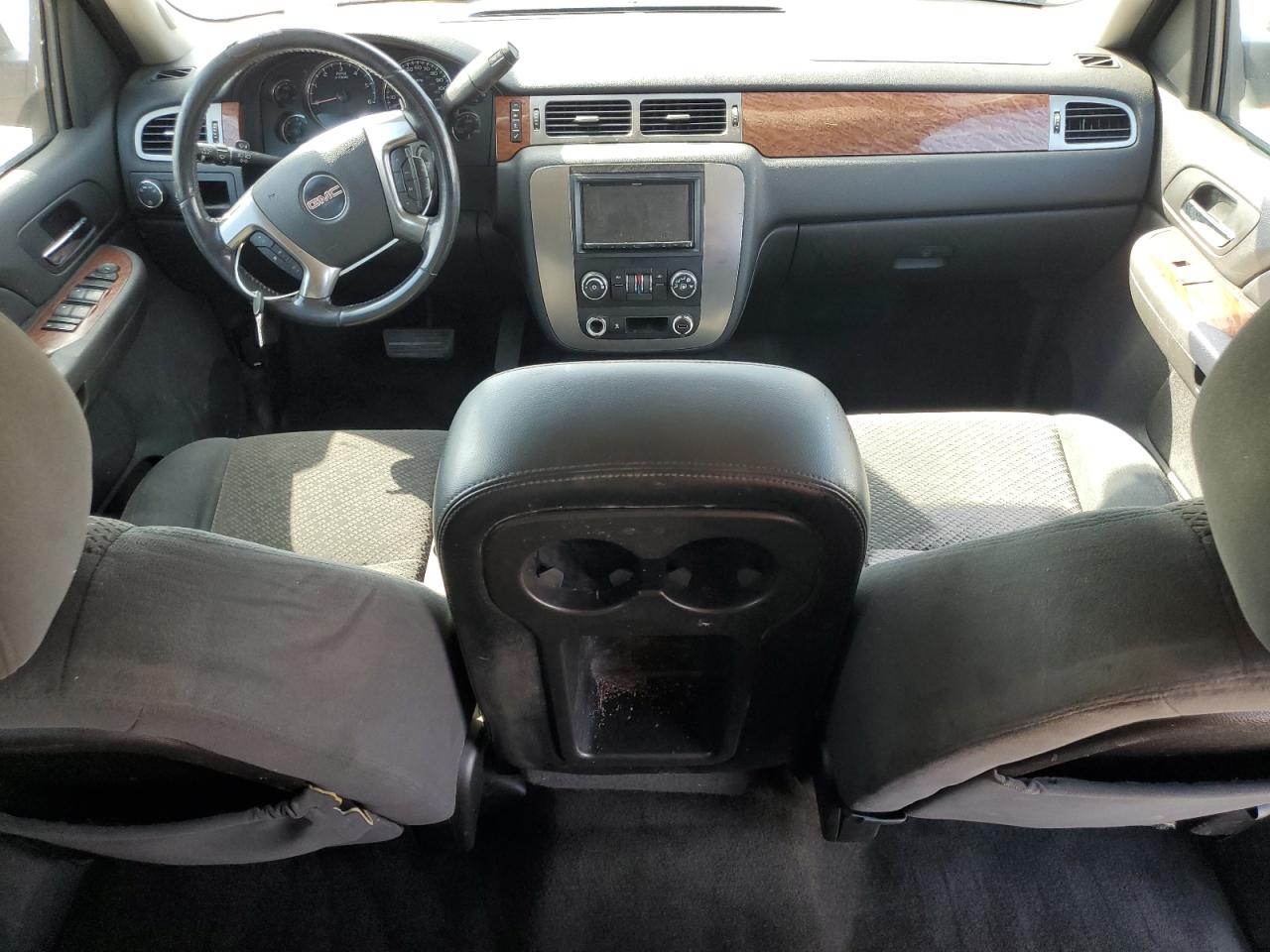 2007 GMC Yukon VIN: 1GKFC13J67J384158 Lot: 86288795