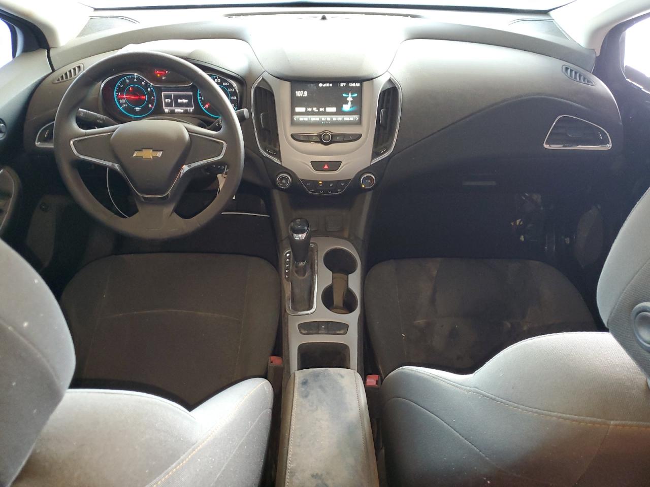 2018 Chevrolet Cruze Ls VIN: 1G1BC5SM2J7105122 Lot: 85364685