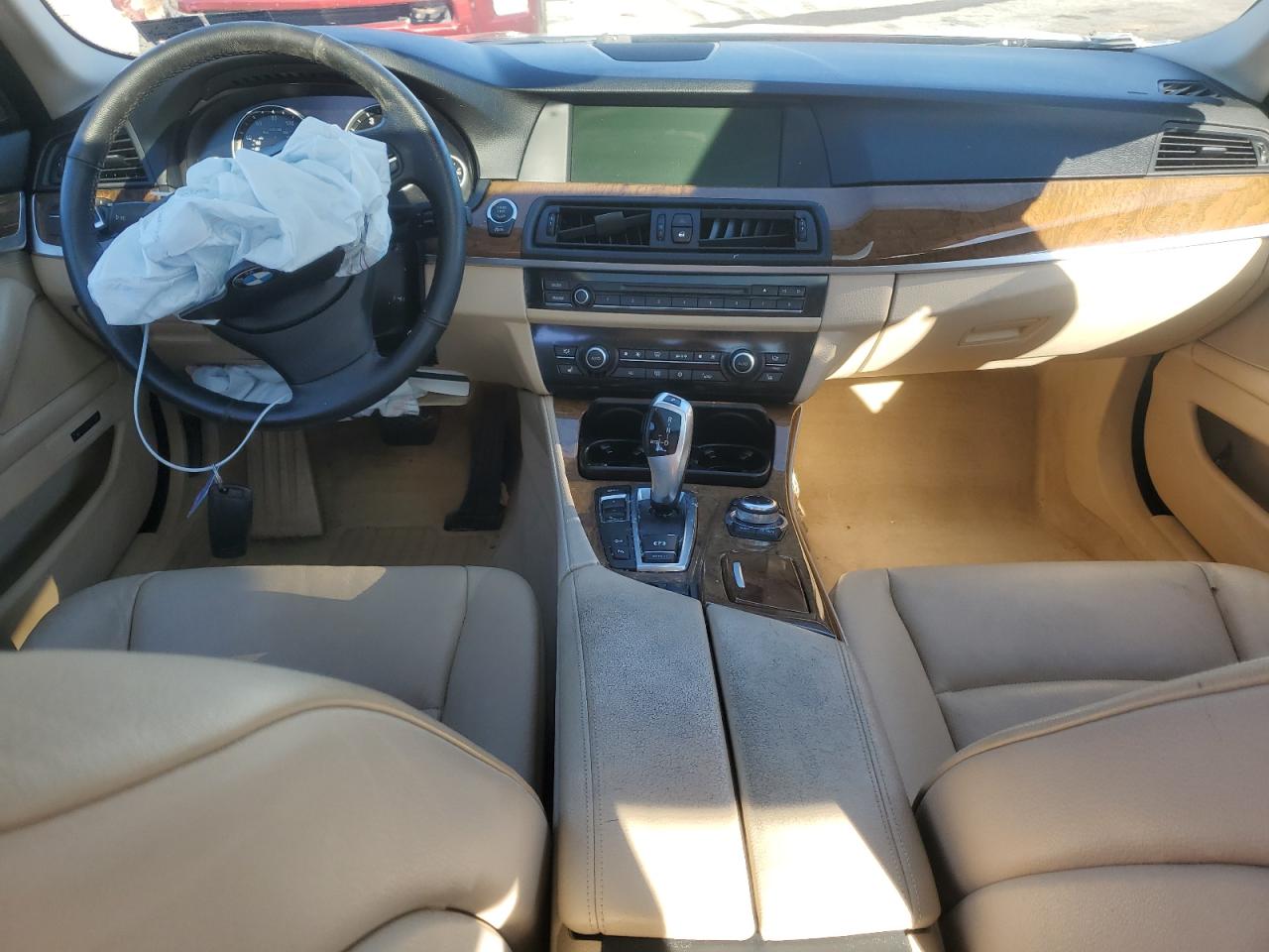 2012 BMW 528 Xi VIN: WBAXH5C57CDW04635 Lot: 86229815