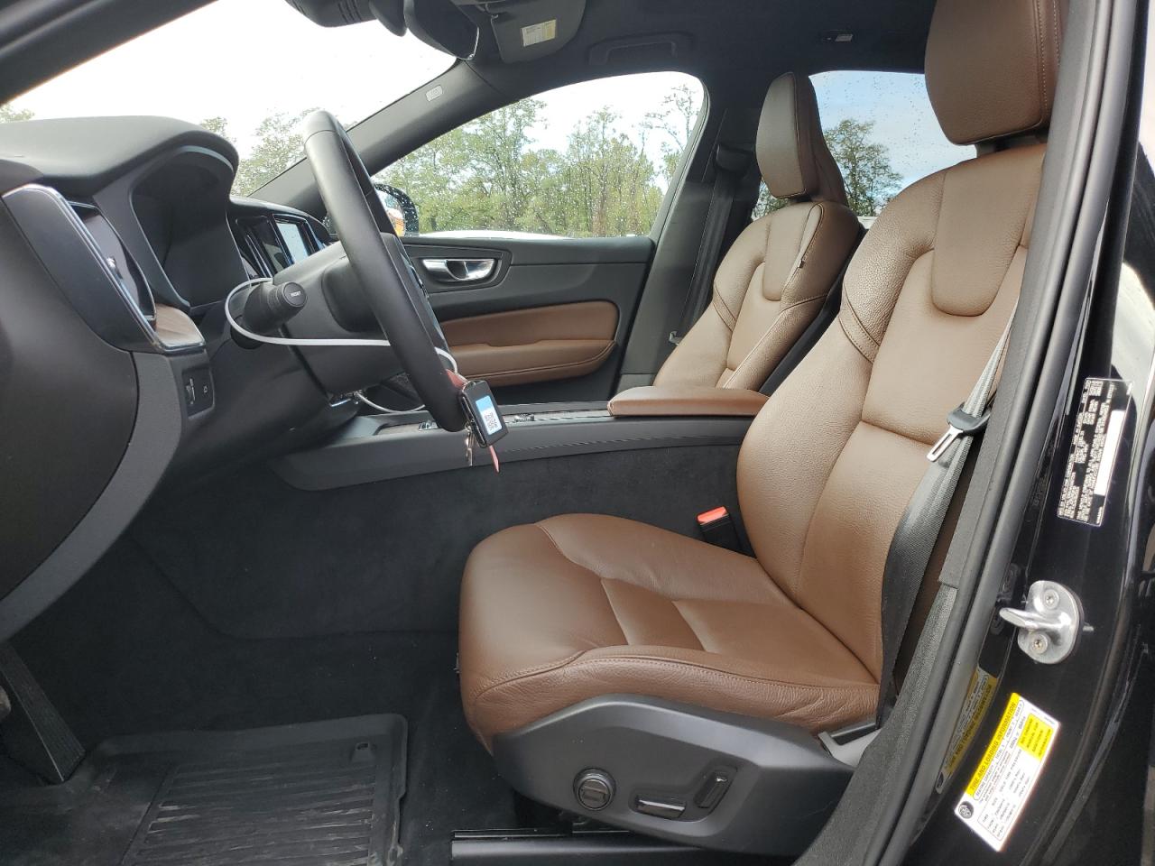 2022 Volvo Xc60 B5 Momentum VIN: YV4L12RK4N1987291 Lot: 86218025