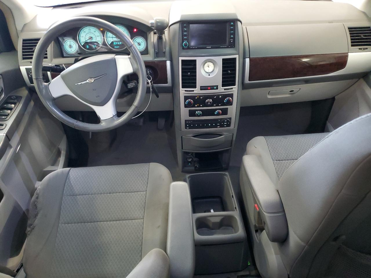 2010 Chrysler Town & Country Touring VIN: 2A4RR5D19AR428650 Lot: 82213555