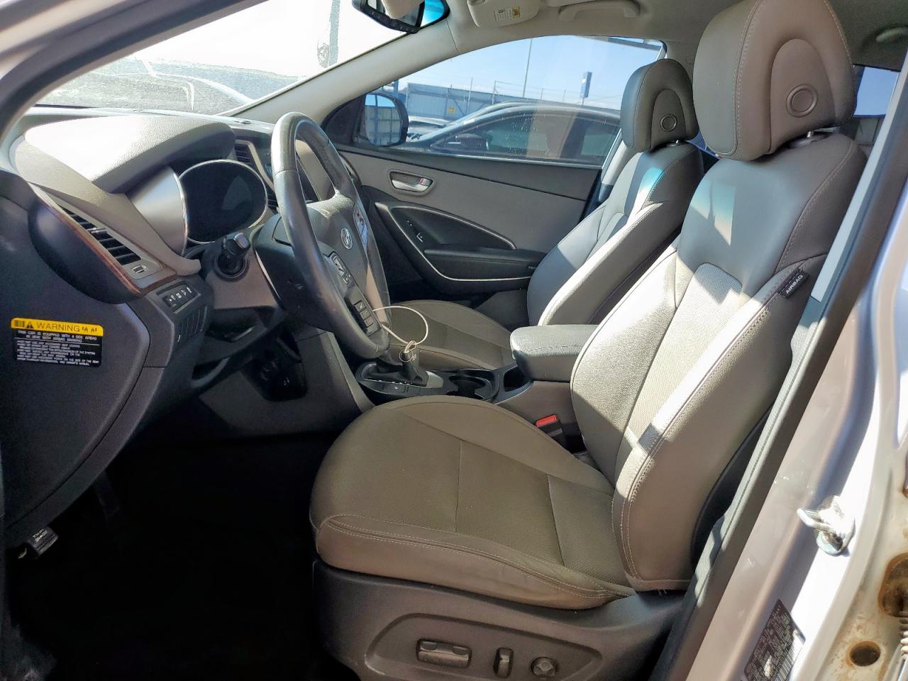 2017 Hyundai Santa Fe Se VIN: KM8SN4HFXHU233944 Lot: 84071475