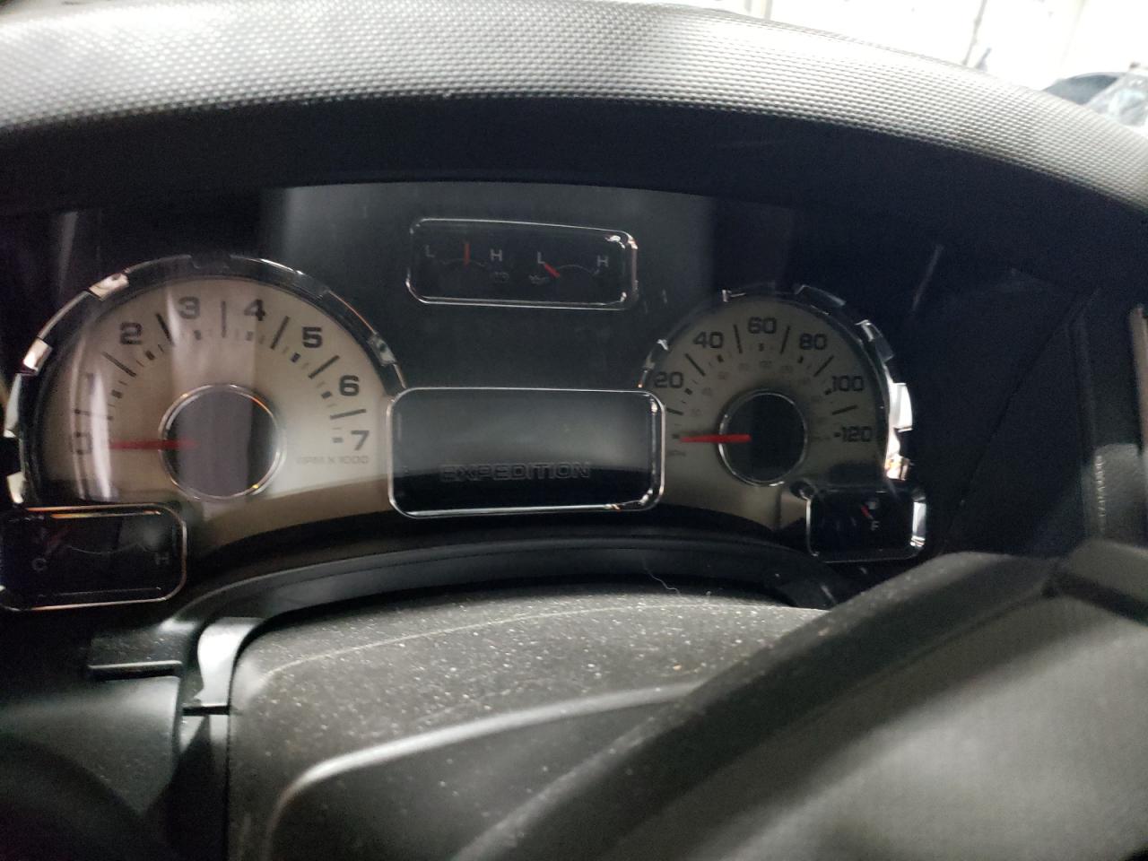 2013 Ford Expedition Limited VIN: 1FMJU2A57DEF69379 Lot: 89673735